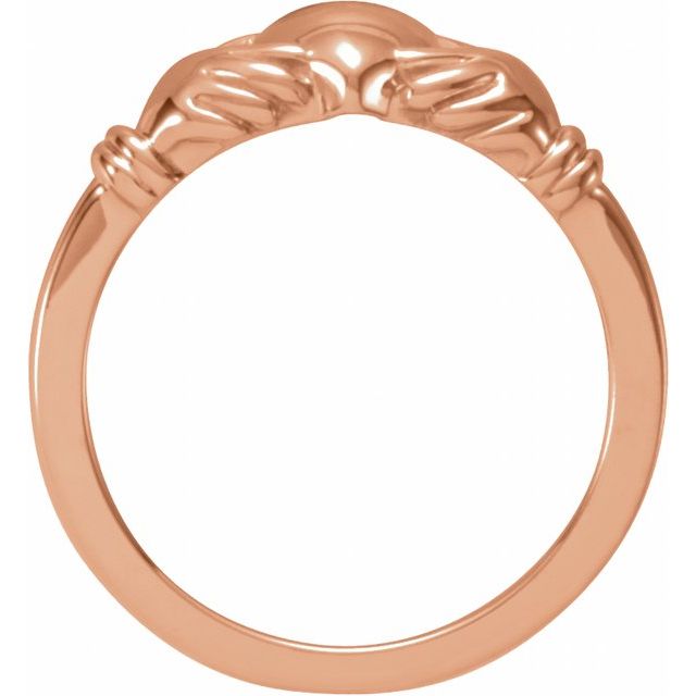 Детски пръстен Claddagh — продуктов кадър