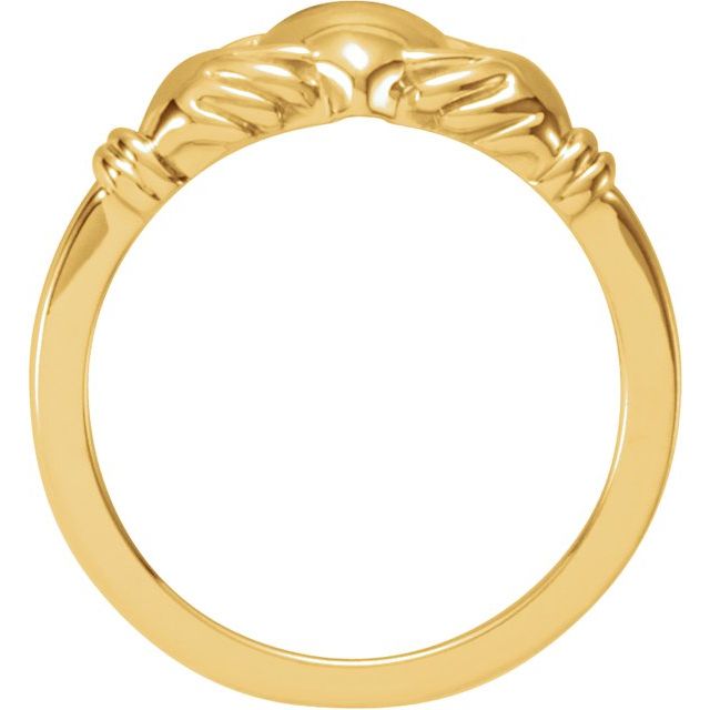 Детски пръстен Claddagh — продуктов кадър