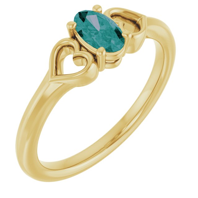Детски пръстен сърце с камък — продуктов кадър